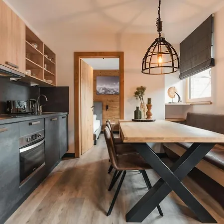 Typ J 2 Apartment *